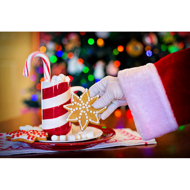 Claus' Bake Shoppe Scented Novelty Candle, Tall Fatty 6.5" H x 3.5" W x 3.5" D