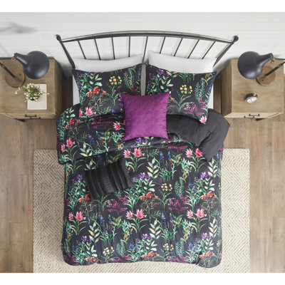 King/ King Comforter - 5 Pieces. Black. And Luxurious. Botanical Print Comforter. . 2 Matching Shams & Decorative Pillows. Machine Washable. Black Piece. Luxurious Glamorous. Print. .
