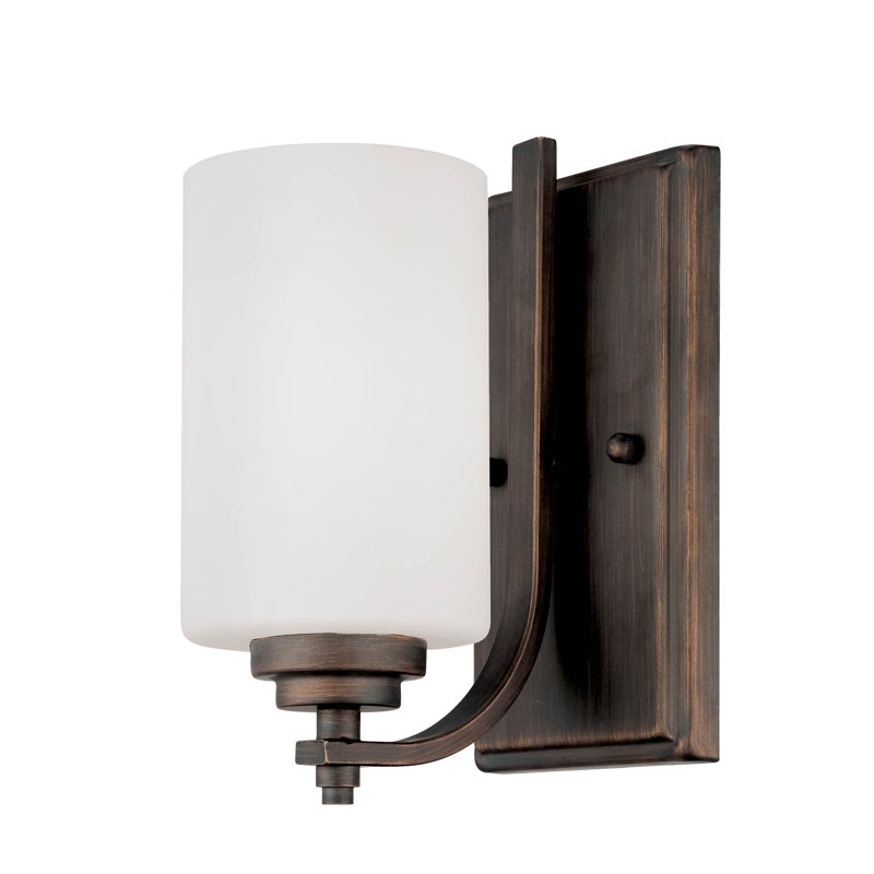Besir Armed Sconce
