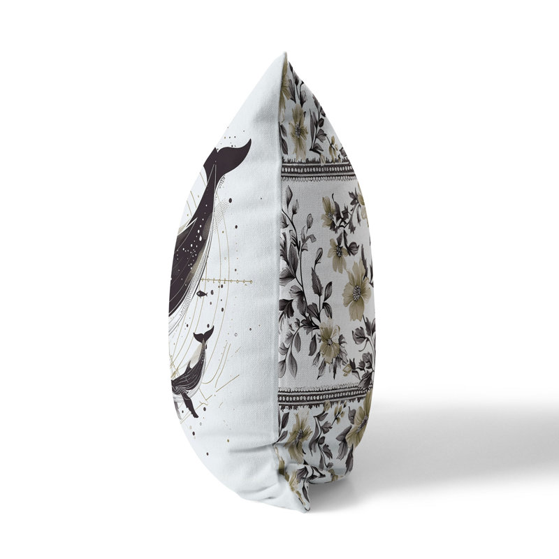 Coussin Whale and Petals Tales, H 16 po x l 16 po, Brun / Gris