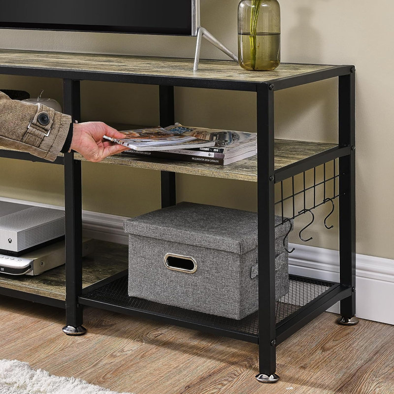 Meuble télé avec prises Teryn, Gris, 63"