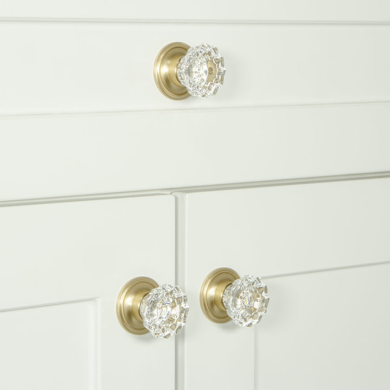 Versailles Round Knob, Satin Brass