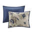 Courtepointe en microfibre bleue avec coussins décoratifs et grand lit double / grand