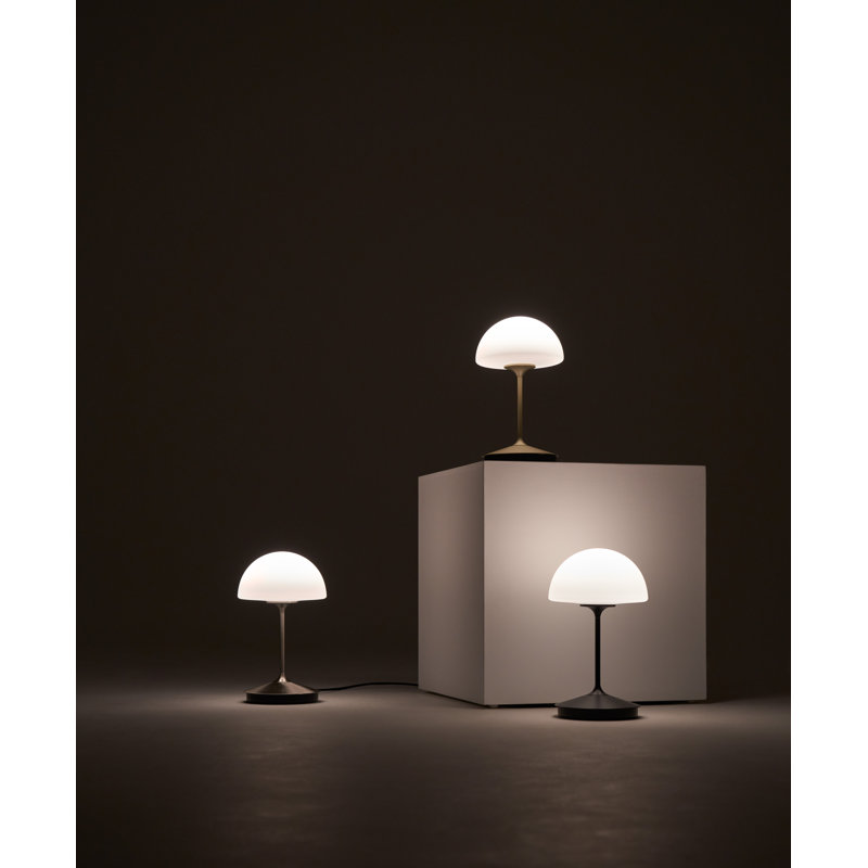 Pensee LED Table Lamp, Black