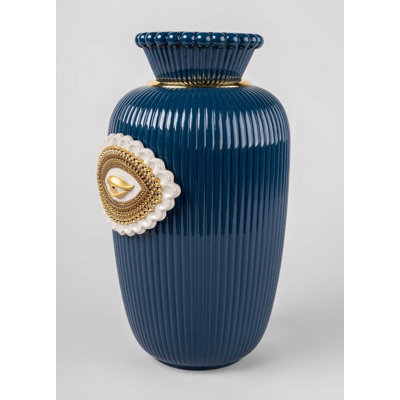 Vase de table en porcelaine fait à la main