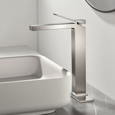 Robinet de lavabo vasque à poignée simple en laiton massif 12 "avec ensemble de drain et plaque de pont