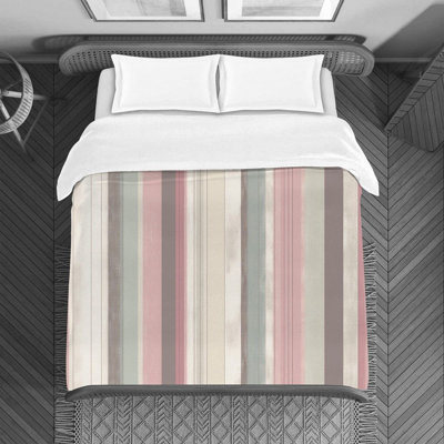 Vertical Striped Bedding