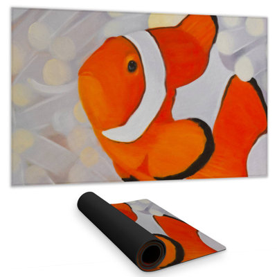 Clownfish - 14.00"x24.25" Desk mat