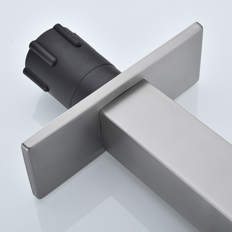 Single Hole Bathroom Faucet, Brushed Nickel