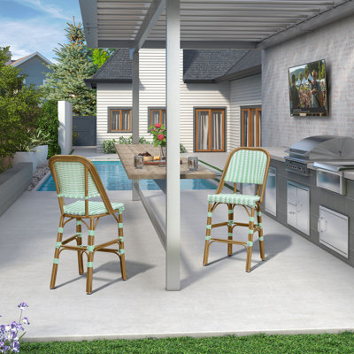 Ensemble de 2 tabourets de bar à finition en bambou avec dossier en rotin et tabouret de bar en osier de 25 po avec repose-pieds Bay Isle Home ™