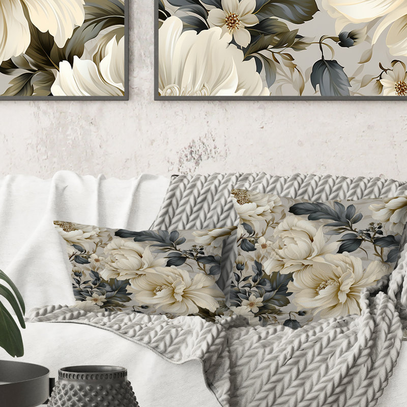 Coussin décoratif à imprimé floral Urban Victorian Splendor Victorian, 18" x 18"