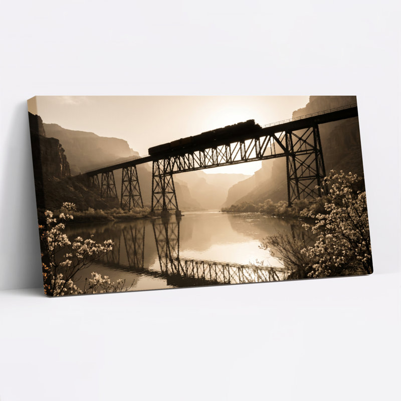 Ensemble de 1 tableau sur toile représentant un pont ferroviaire, 40“W x 20”H, Wrapped Canvas