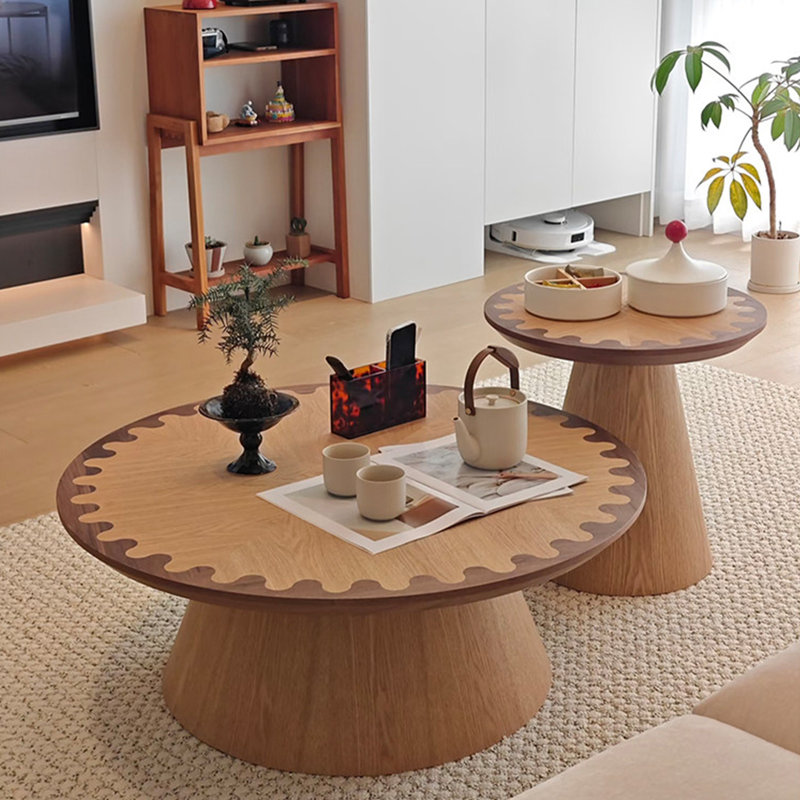 Ensemble de tables basses rondes de style nordique