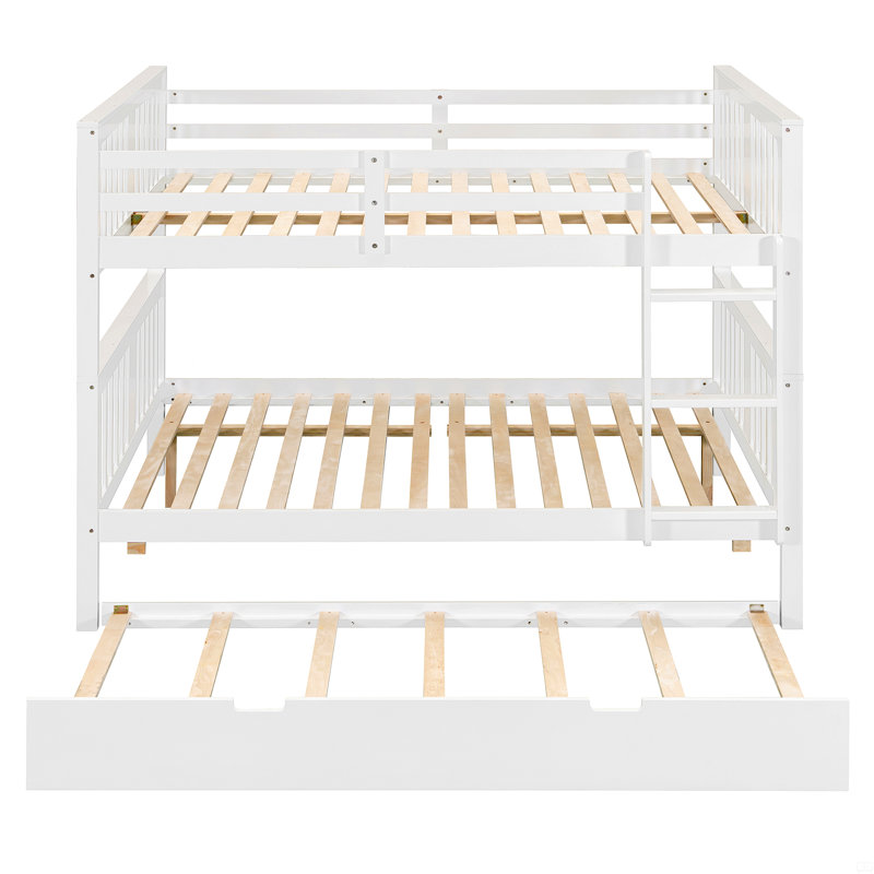 Lit superposé double au-dessus de double avec lit gigogne simple et échelle