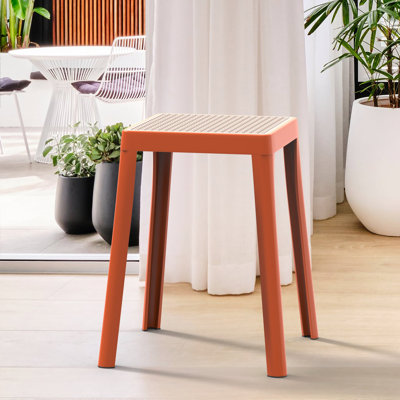 Tabouret carré en plastique empilable Dantoni