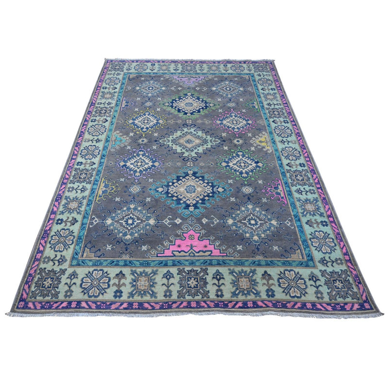 Tapis oriental fusion Kazak en laine noué à la main gris foncé 5 pi 6 po x 7 pi 7 po 64738481202D423CA5298D46F150AFF8