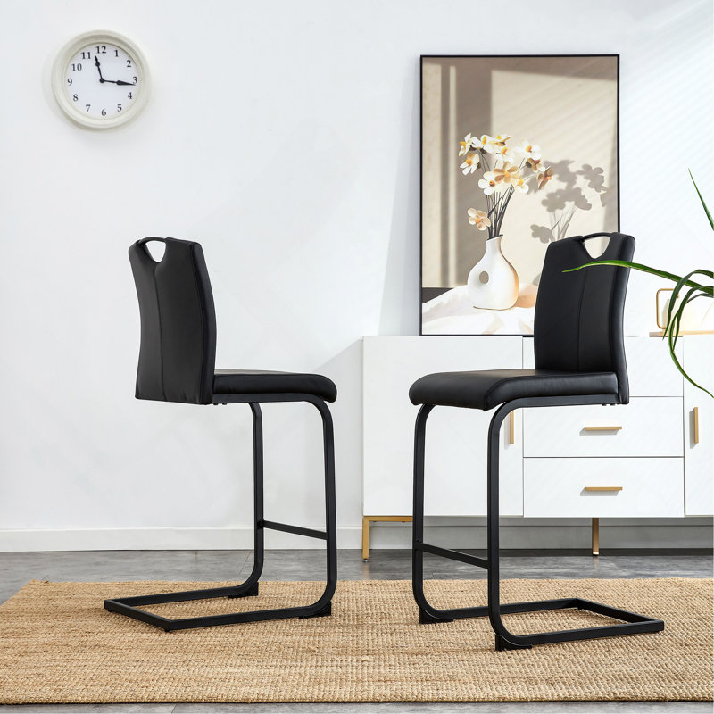 Ensemble de 2 chaises noires en polyuréthane