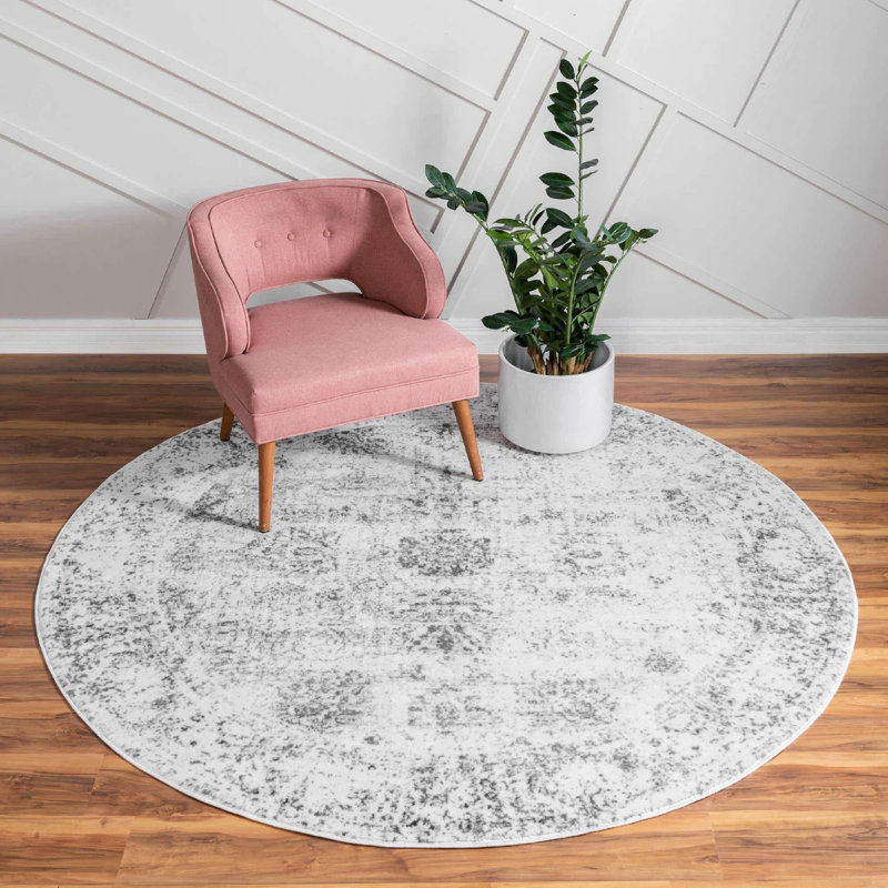 Anneliesse Oriental Indoor Rug, Round 13'