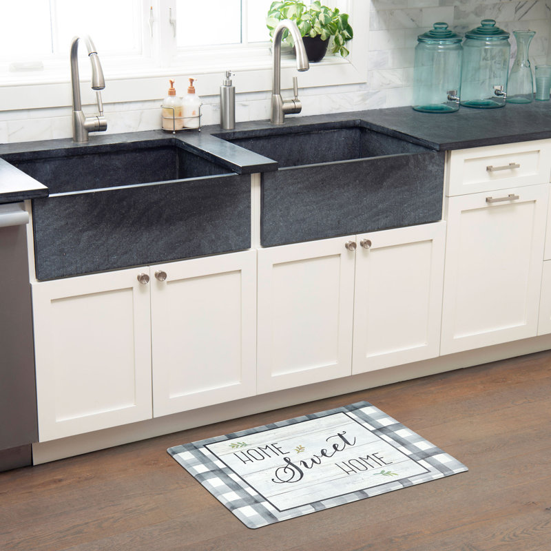 Gingham Water Resistant Anti-Fatigue Non-Skid Kitchen Mat, Rectangle 1'5.5" x 2'6"