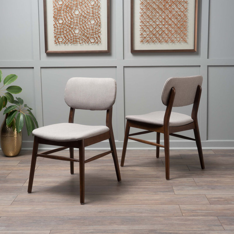 Ensemble de deux chaises confortables et durables avec revêtement en lin doux et fabrication robuste pour une expérience d'assise élégante