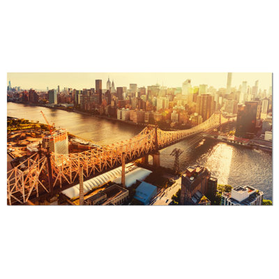 «Queensboro Bridge over East River», reproduction de photo sur toile tendue
