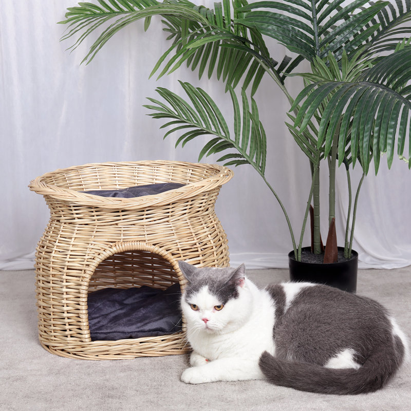 Hillview Elevated Pet Bed, Beige