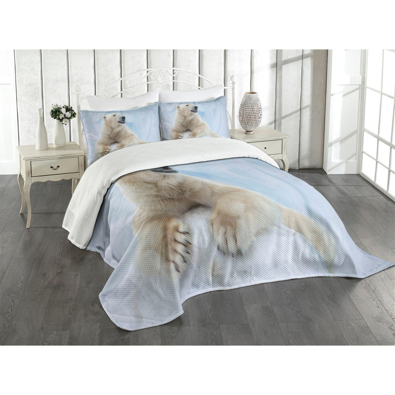 White Quilted Queen Bedspread Set with Polar Bear Design