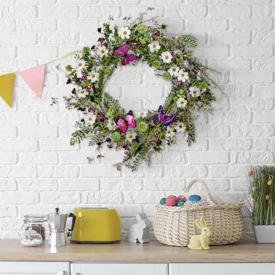 Couronne de fleurs sauvages et de papillons 24 po