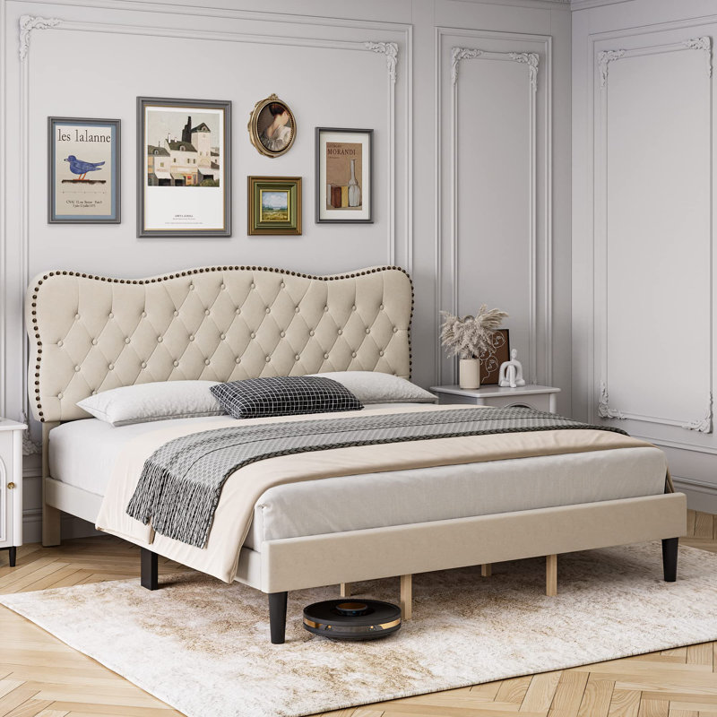 Lit plateforme tapissier Divja, Très grand, Beige