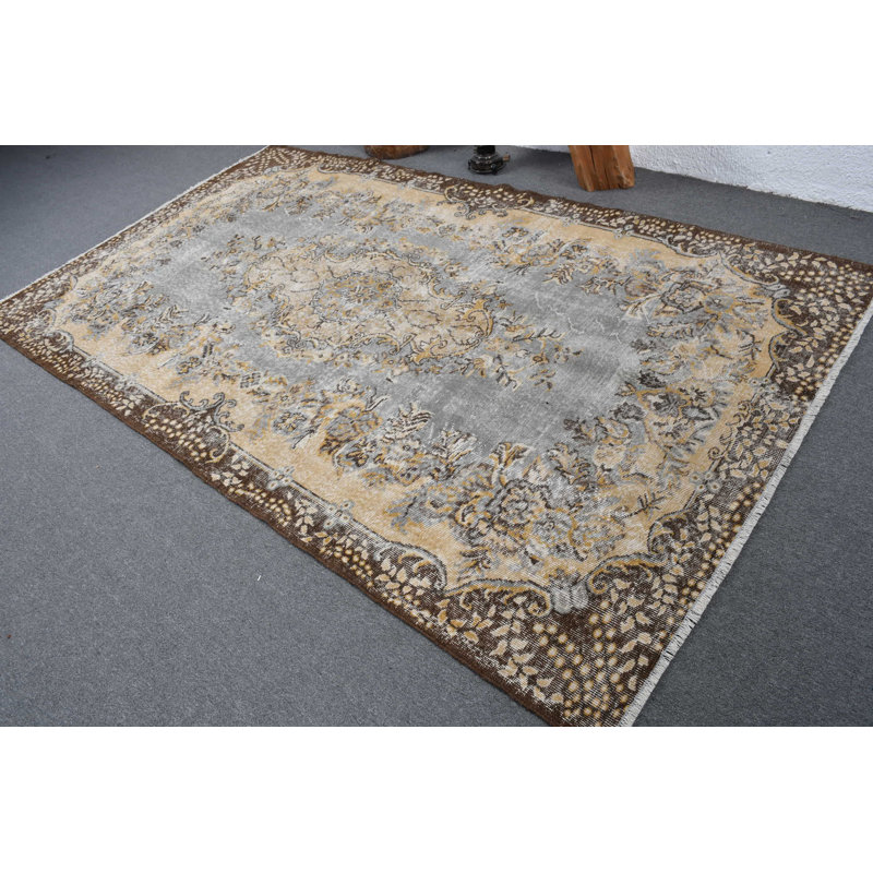 Tapis turc élégant avec motif floral rétro dans des tons beiges apaisants - jaune / gris