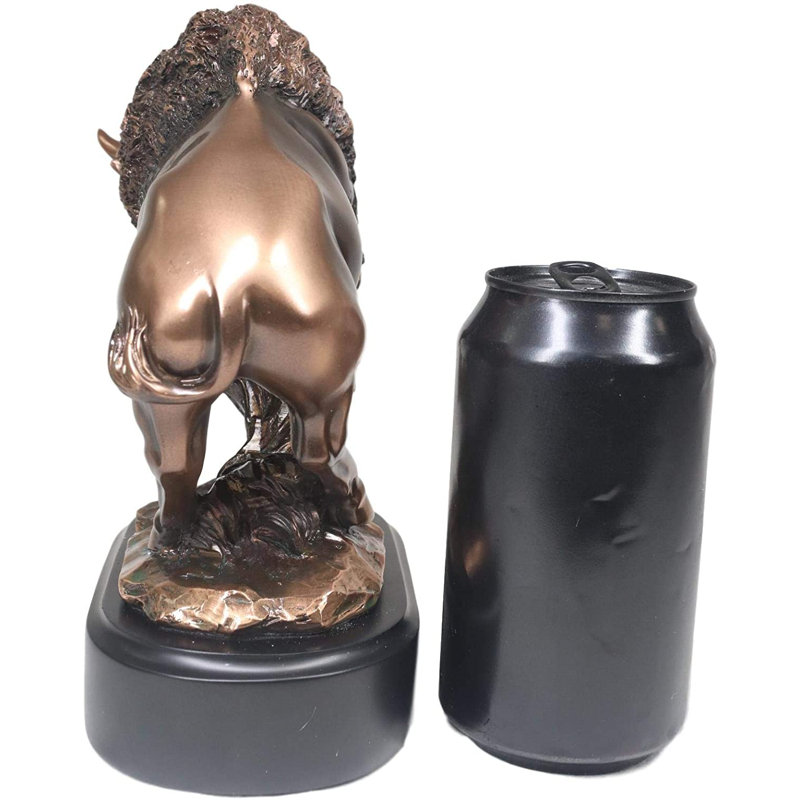 Statue de bison Ebros Wild Angry Charg