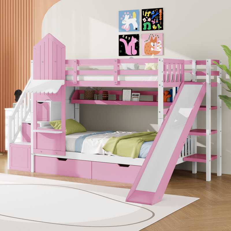 Lit superposé simple au-dessus d'un lit simple de style château avec glissière et escalier de rangement, lit superposé avec 2 tiroirs et 3 tablettes
