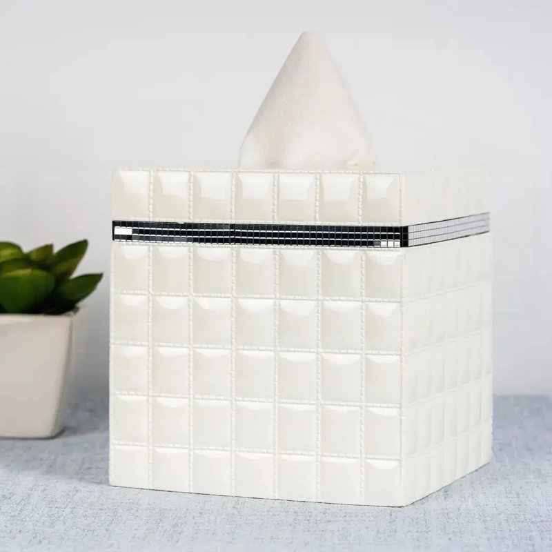 Élégant couvercle de boîte à mouchoirs en résine avec conception à fond ouvert pour un remplissage facile et une esthétique moderne, parfait pour n'importe quelle pièce