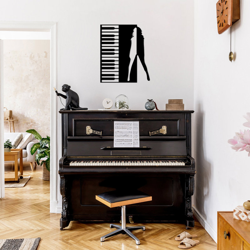 Decorative Metal Wall Accessory