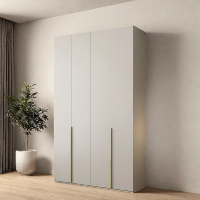 Garde-robe simple de couleur unie