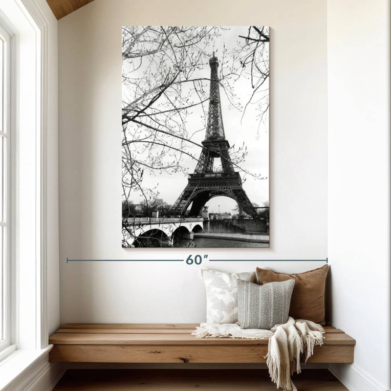 Tour Eiffel le long de la seine, H 51 po x l 34 po