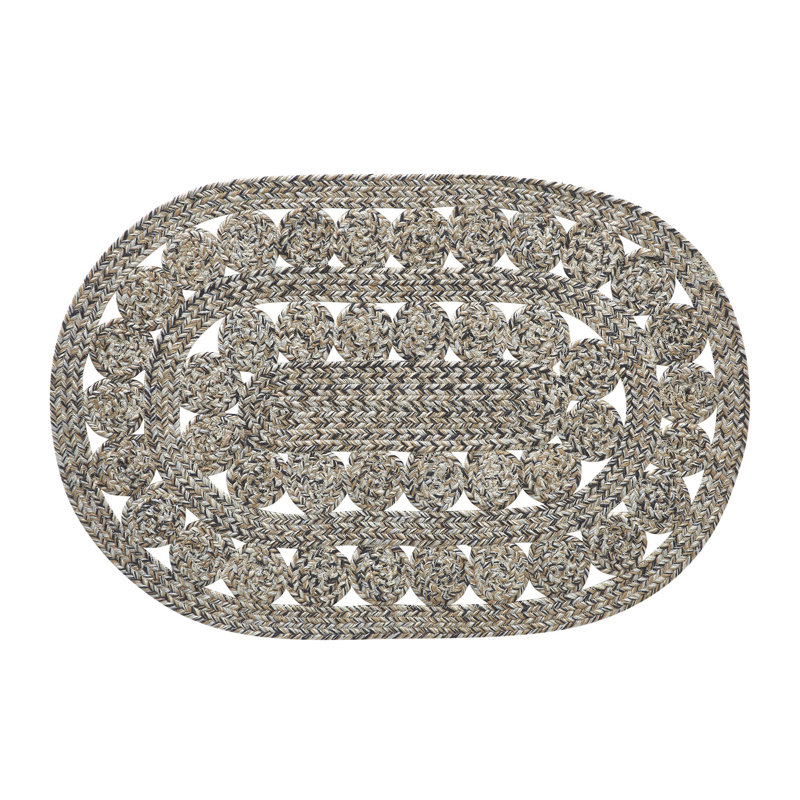 Geometric Indoor / Outdoor Rug, Oval 1'8" x 2'6"