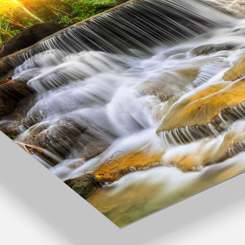 « kanchanaburi province cascade », impression, H 30 po x l 40 po x P 1,5 po, Métal