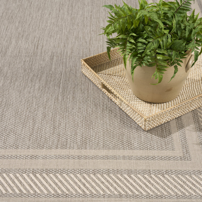Horizon Indoor/Outdoor Modern Rug, Rectangle 5' x 7', Gray