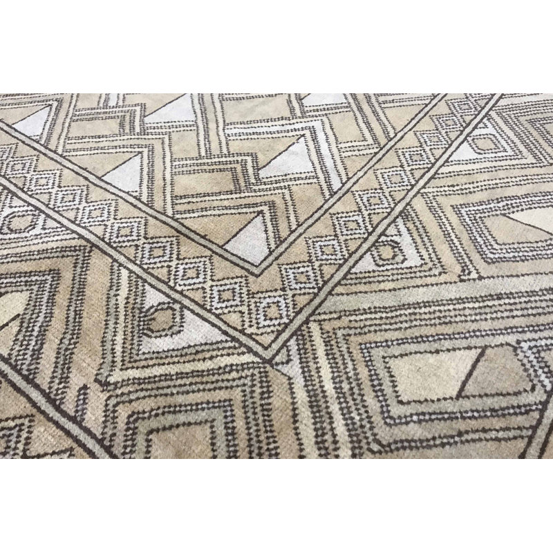 Tapis doré de haute qualité noué à la main