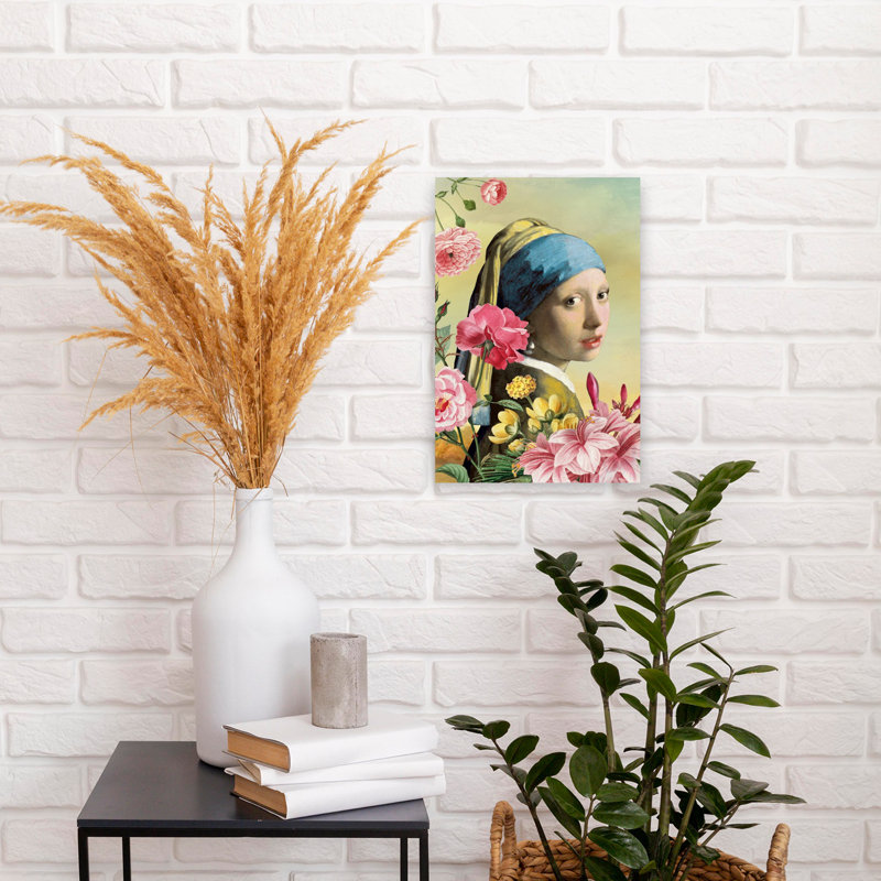 «Girl with Pearl Pearl» - The Spring Edition Contemporary Portrait Spring, art mural, H 18 po x l 12 po