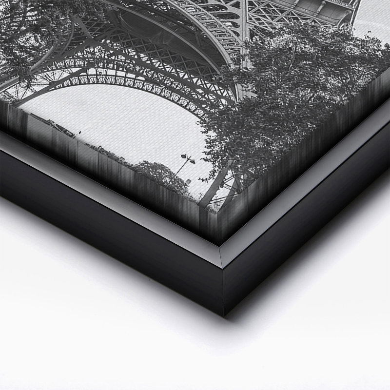 Tour Eiffel No1, Cadre noir, Canevas, H 18 po x l 24 po