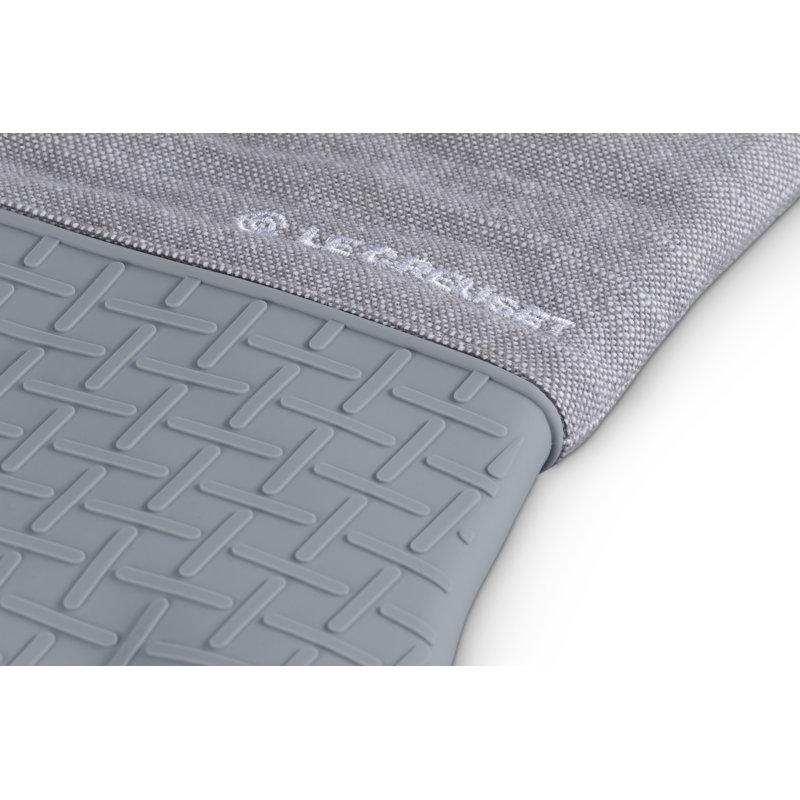 Le Creuset Oven Mitt 15 In Charbon, Brown
