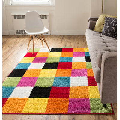 Neyla Geometric Area Rug