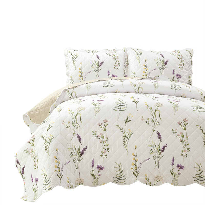 Watercolor Wildflower Scallop Edged Floral Quilt  Neutral/Multi 3Pc Set, California King Quilt + 2 King Shams