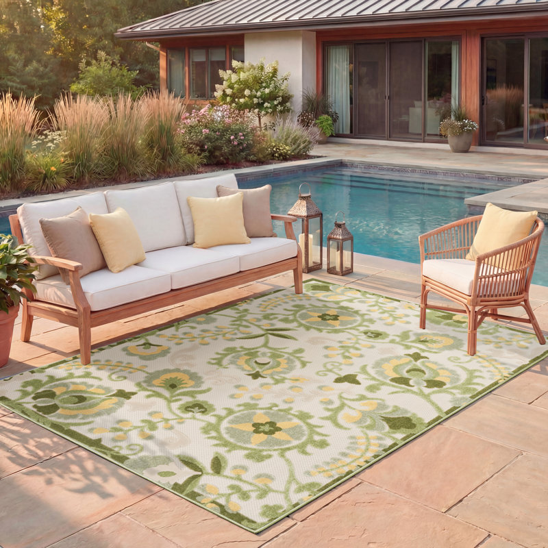 Tapis intérieur / extérieur floral Davar, Rectangle 6 pi x 9 pi