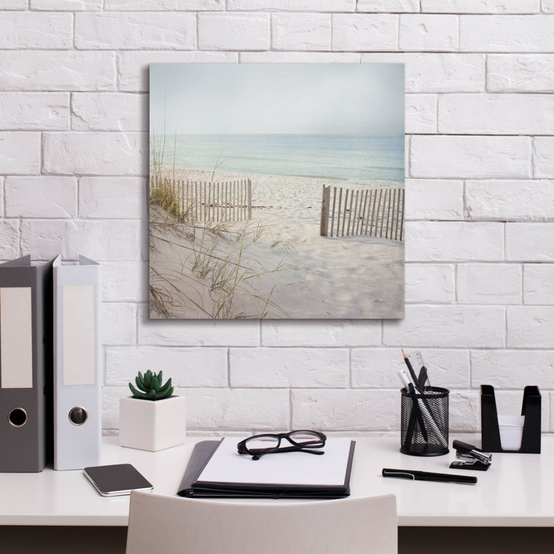 «Beach Fence» par Pela Studio, art mural sur toile, H 18 po x l 18 po x P 0,75 po