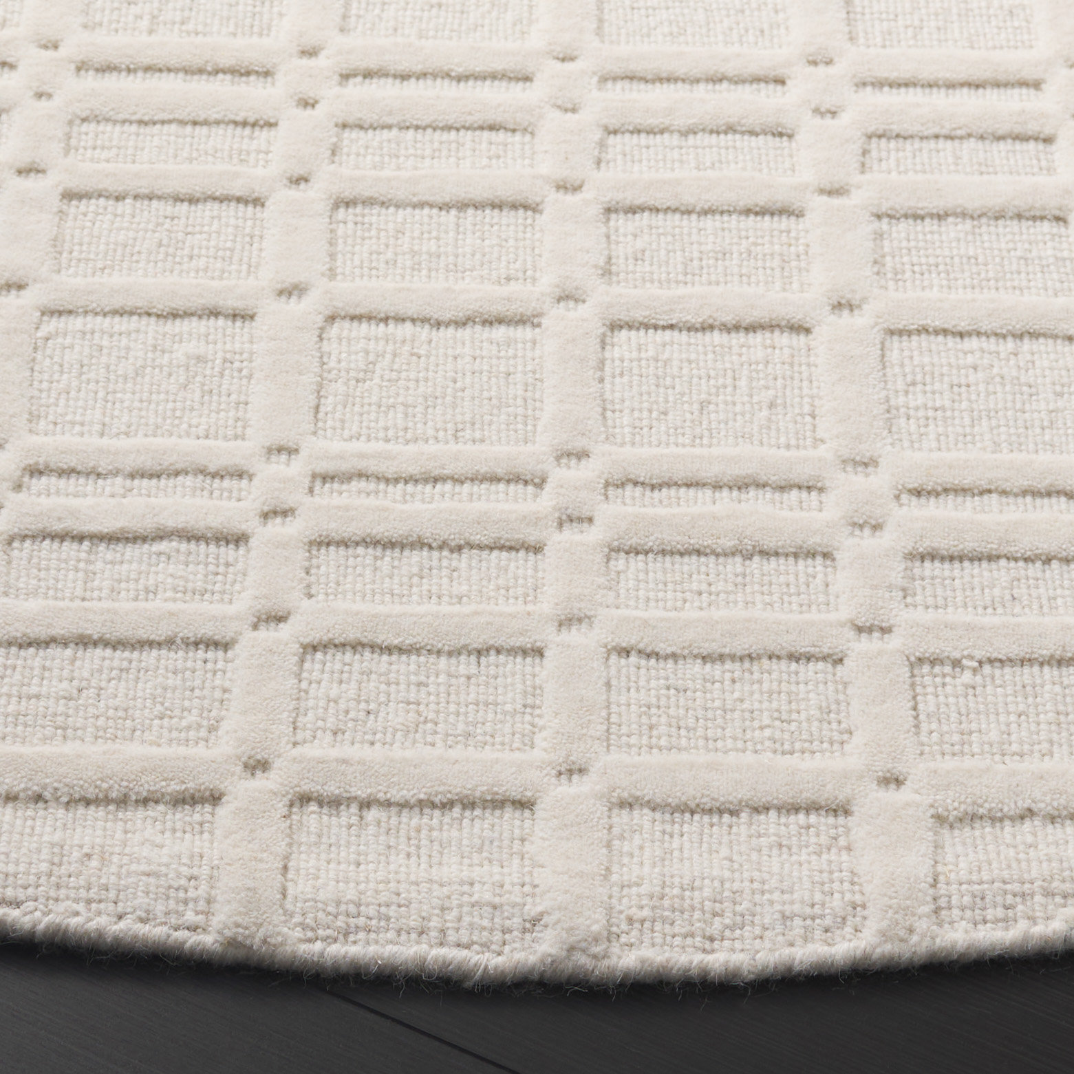 Giada Hand-Loomed Geometric Rug, Round 6'