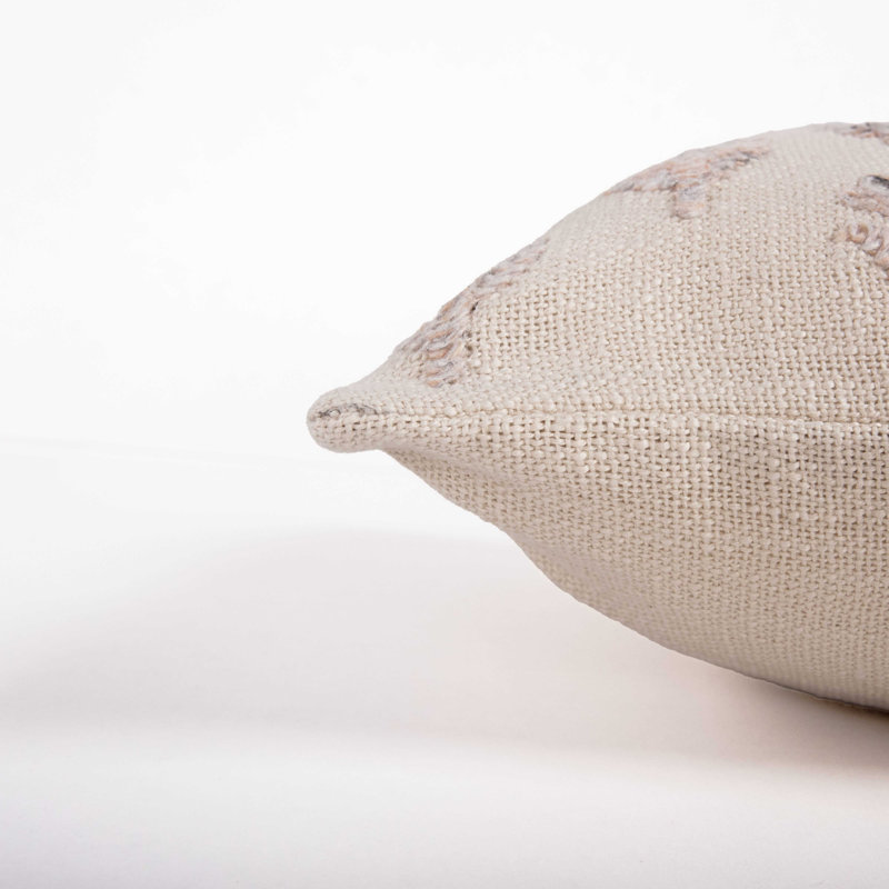  Coussin en polyester brodé haute performance facile d'entretien