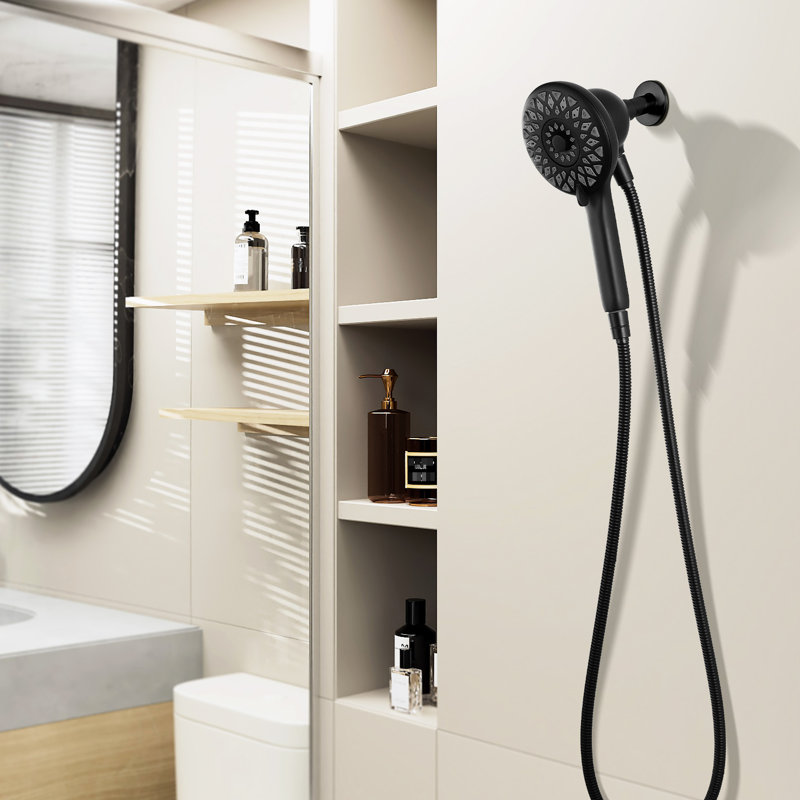 Pomme de douche à main avec débit élevé et 6 modes de jet, aspect noir mat, tuyau en acier inoxydable de 60 pouces, surface de 4,8 pour un jet d'eau puissant dans la douche en mode salle de bain, couleur, fixation magnétique sécurisée